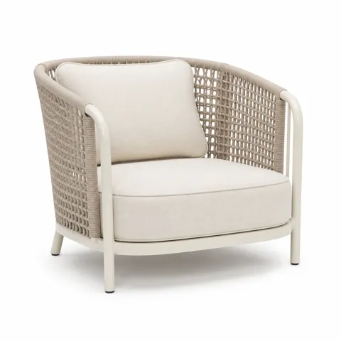Ivory Bay Outdoor Lounge Chair