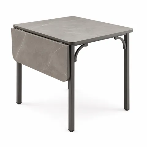 Pearl Yard Outdoor Table